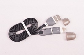 Cable usb lightning con tapitas (1).jpg